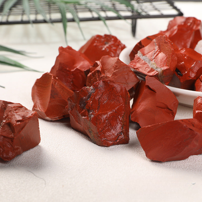 Natural Red Jasper Raw Stone – 2–4cm Grounding and Strength Crystal