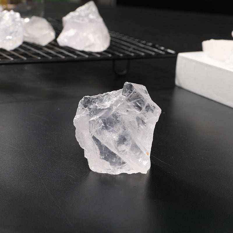 Natural Clear Quartz Raw Stone – 1–8cm Master Healer and Amplifier