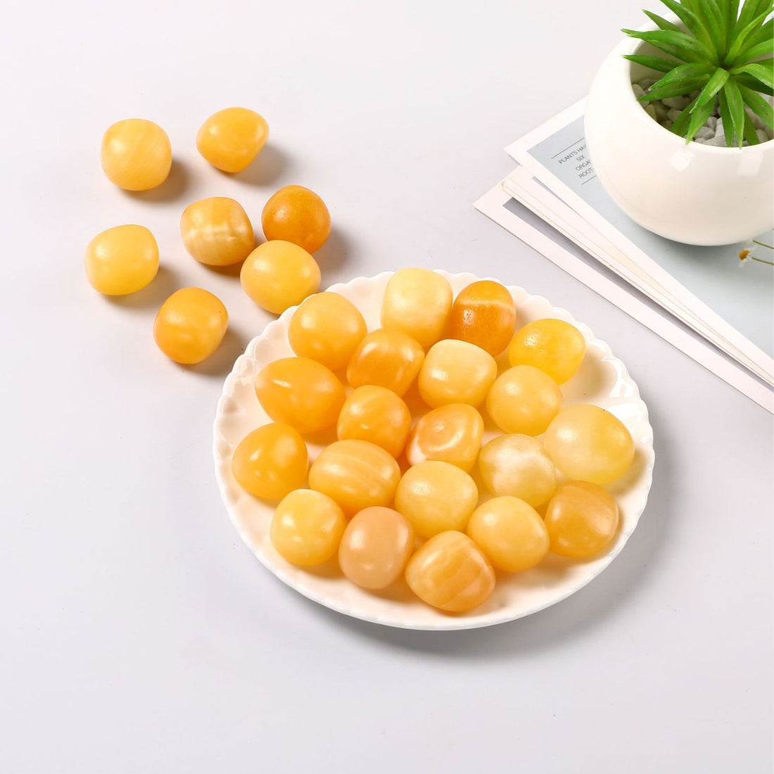 Natural Beige Jade Tumble Stone – 2–4cm for Healing and Harmony