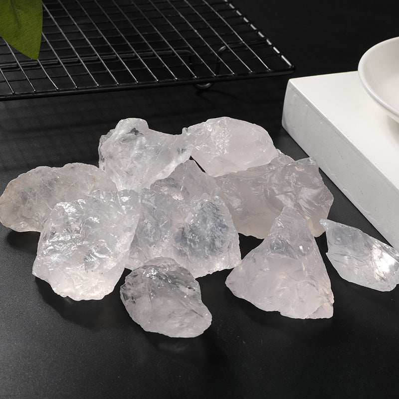 Natural Clear Quartz Raw Stone – 1–8cm Master Healer and Amplifier
