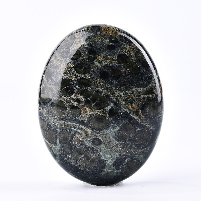 Natural Crystal Palm Stone – Spa Massage & Energy Healing Tool