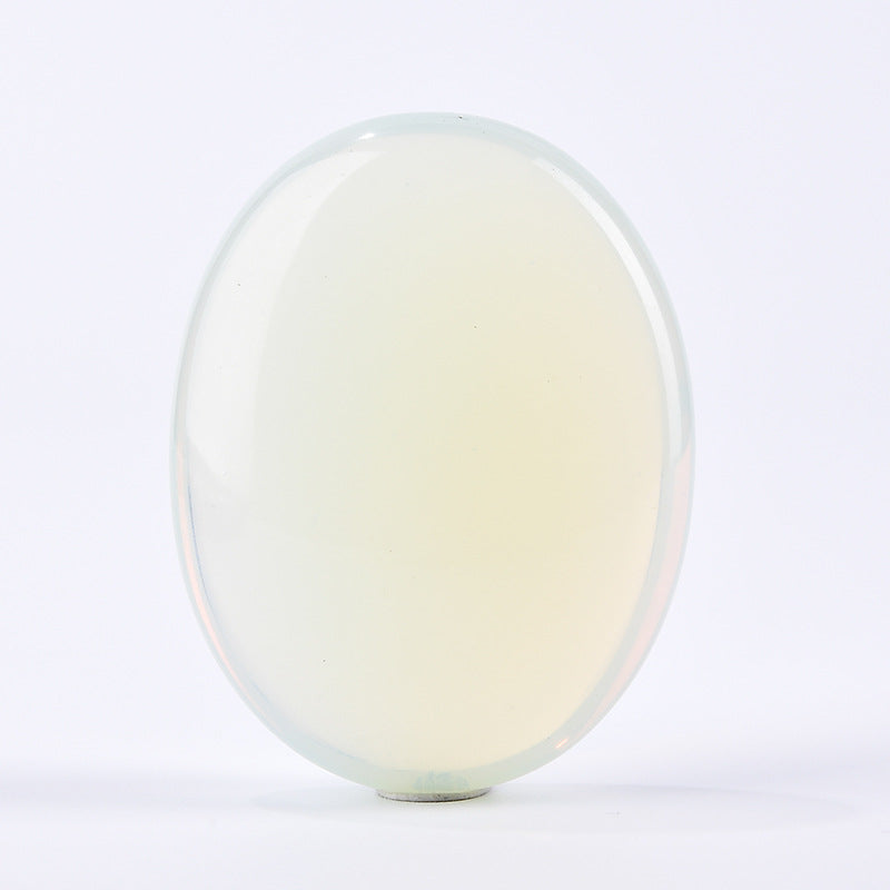 Natural Crystal Palm Stone – Spa Massage & Energy Healing Tool