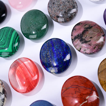 Natural Crystal Palm Stone – Spa Massage & Energy Healing Tool