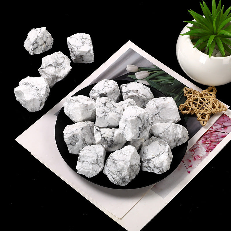 White Turquoise Cleansing Stones – 1–5cm Raw Crystal Decor